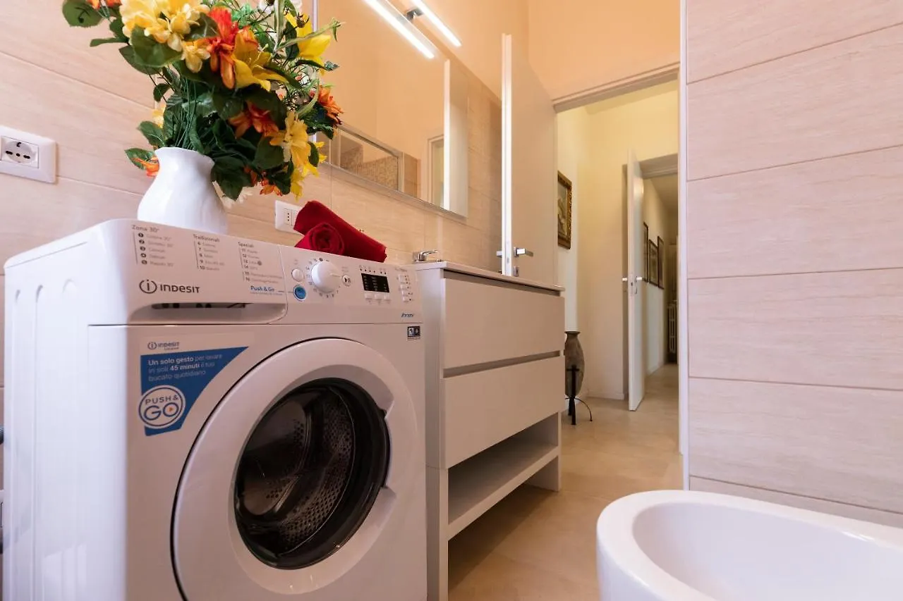 Bicocca Home - 2 Bedrooms ميلان