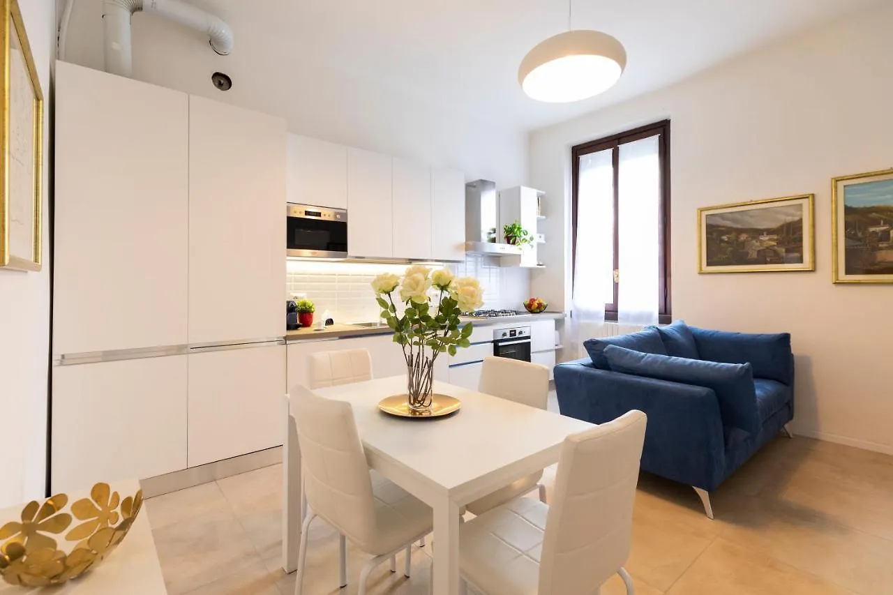 Bicocca Home - 2 Bedrooms ميلان إيطاليا