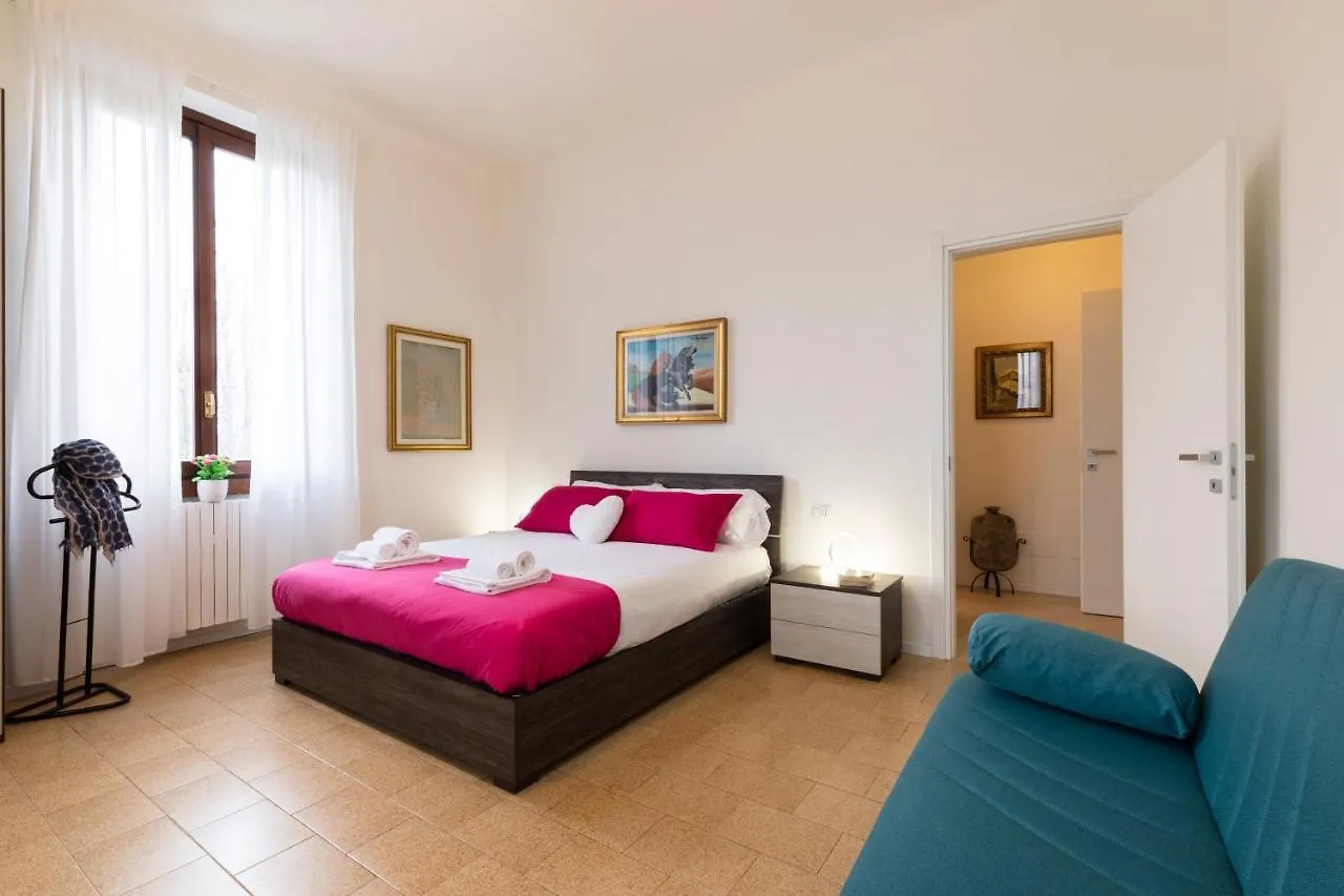 Bicocca Home - 2 Bedrooms ميلان